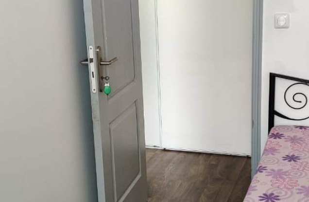A & A Leisure Service - 1-16 Avenue Maximilian ROBESPHERIE VITRY sur seine Rental Apartment